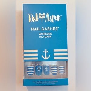 Red Aspen “Nan-Tucket” Nails NEW